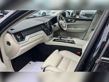 Used Volvo XC60 2025 for sale - 76797077: Photo