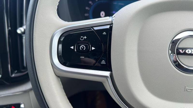 Used Volvo XC60 2025 for sale - 76797077: Photo 43