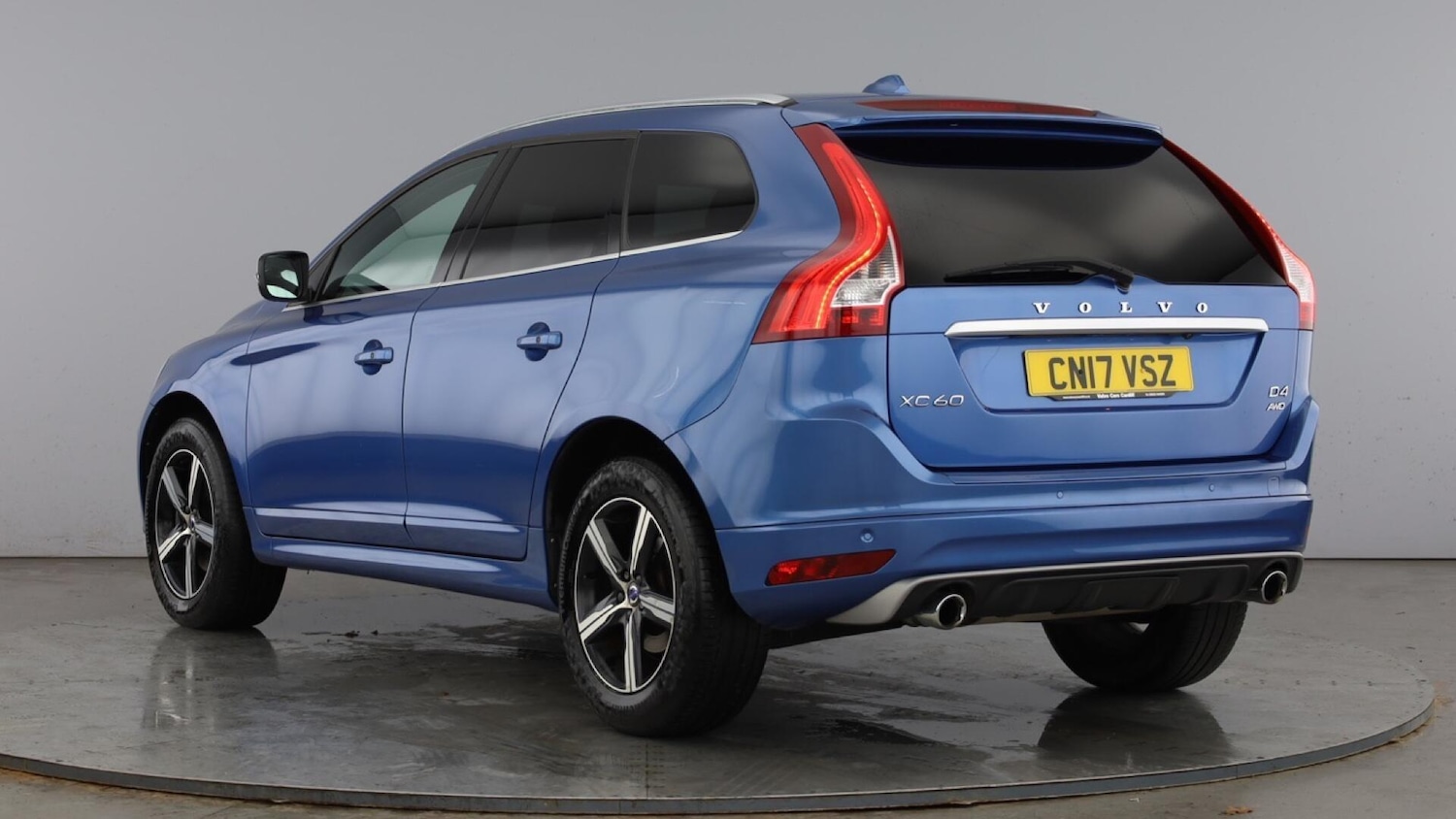 Used Volvo XC60 2017 for sale - 77506208: Photo 3