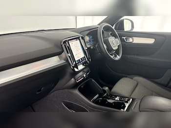 Used Volvo XC40 2023 for sale - 79735194: Photo