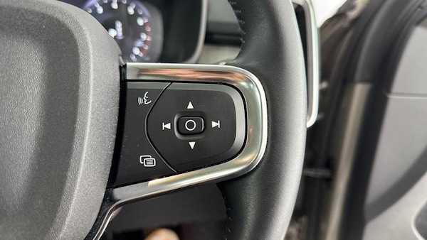 Used Volvo XC40 2020 for sale - 75681520: Photo 21