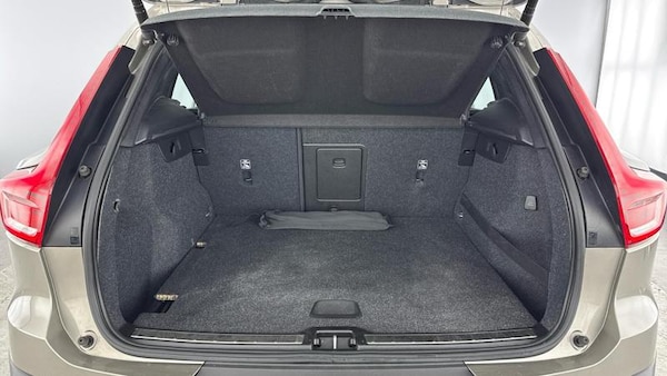 Used Volvo XC40 2020 for sale - 75681520: Photo 29