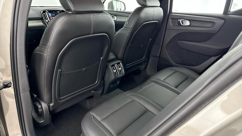 Vehicle 33
