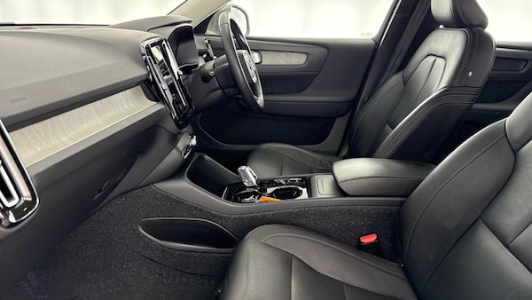 Used Volvo XC40 2020 for sale - 75681520: Photo 38