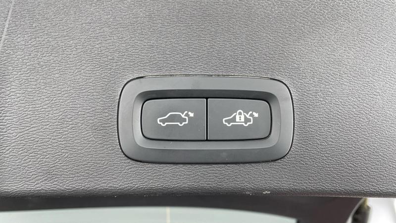 Used Volvo XC40 2025 for sale - 76008544: Photo 29