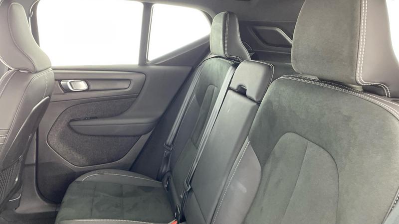 Used Volvo XC40 2025 for sale - 76008544: Photo 32