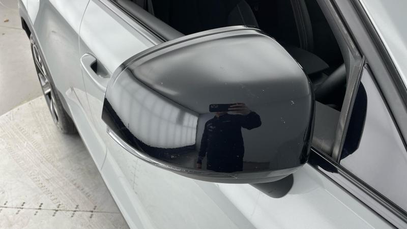 Used Volvo XC40 2025 for sale - 76008544: Photo 40