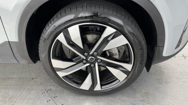 Used Volvo XC40 2025 for sale - 76008544: Photo 5