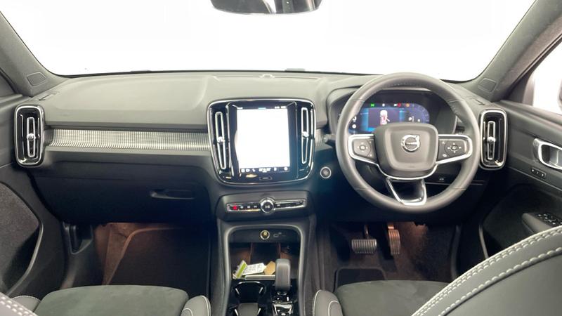Used Volvo XC40 2025 for sale - 76008544: Photo 8