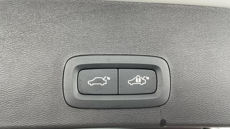 Used Volvo XC40 2025 for sale - 76508250: Photo 17