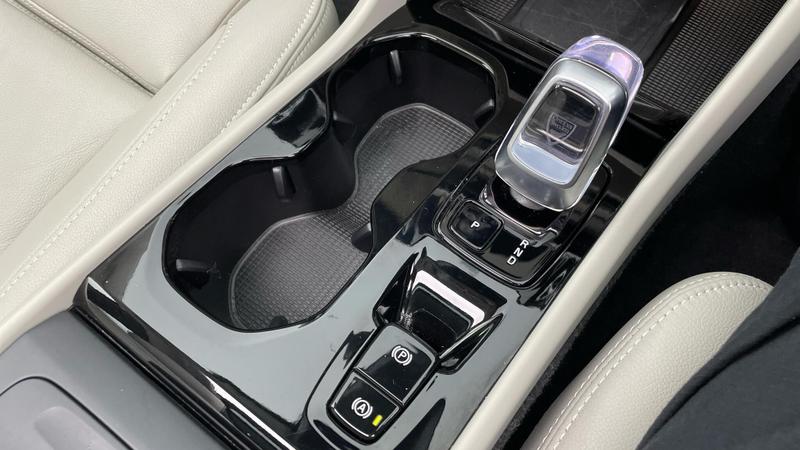 Used Volvo XC40 2025 for sale - 76508250: Photo 24