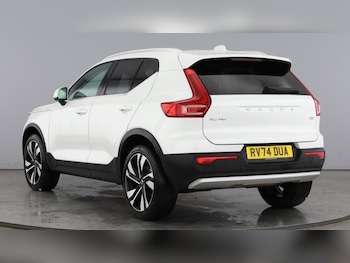 Used Volvo XC40 2025 for sale - 76508250: Photo