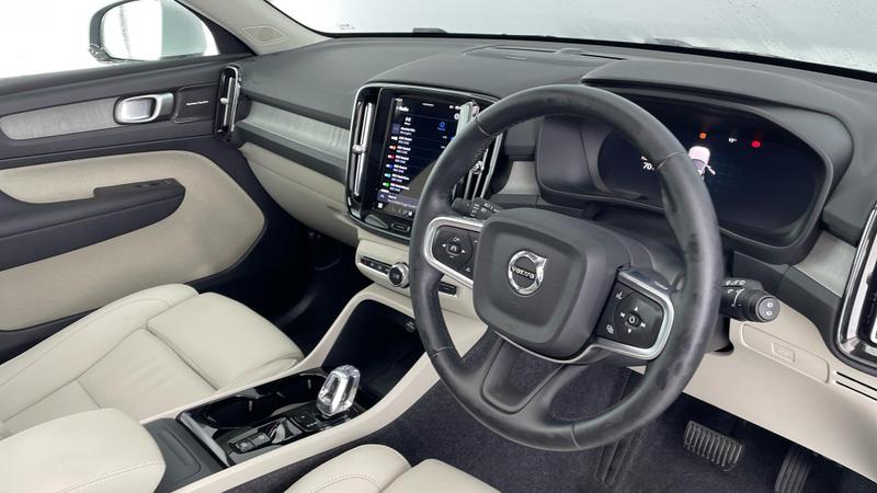 Used Volvo XC40 2025 for sale - 76508250: Photo 6