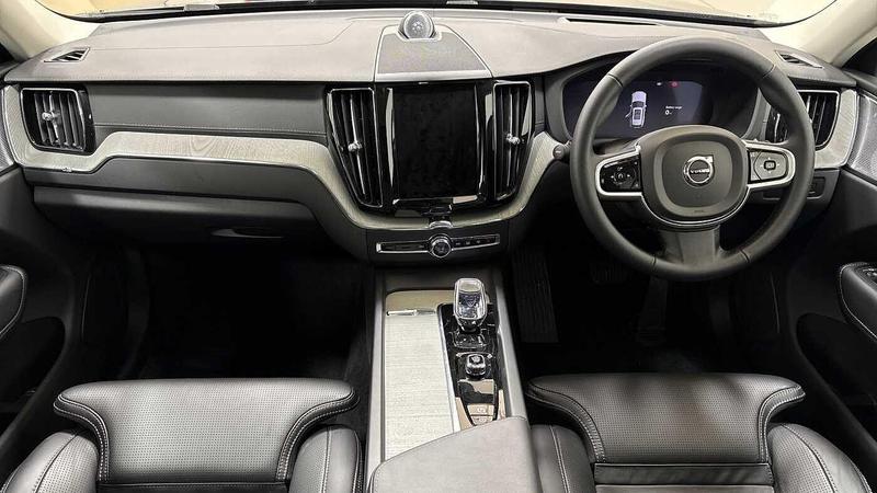 Used Volvo XC60 2025 for sale - 76355655: Photo 10