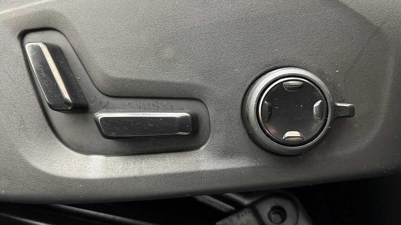 Used Volvo XC60 2025 for sale - 76355655: Photo 28