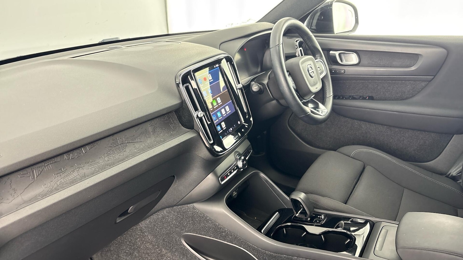 Used Volvo XC40 2022 for sale - 77506243: Photo 2