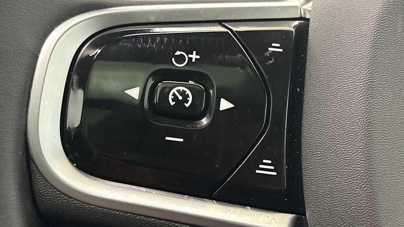 Used Volvo XC90 2025 for sale - 77152115: Photo 31