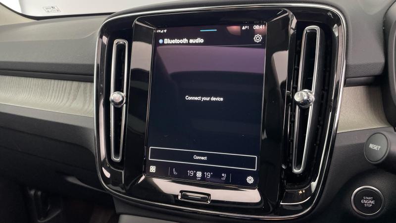 Used Volvo XC40 2025 for sale - 76008545: Photo 21