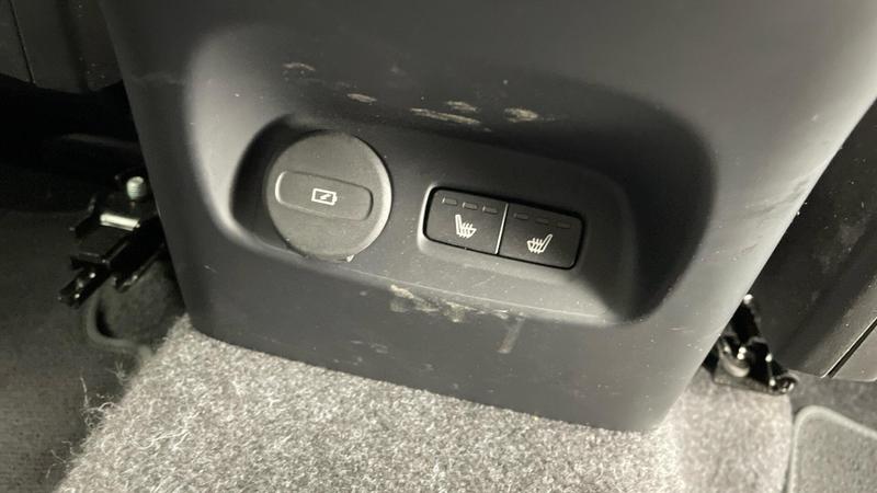 Used Volvo XC40 2025 for sale - 76008545: Photo 28