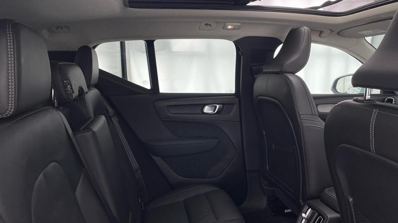 Used Volvo XC40 2025 for sale - 76008545: Photo 9