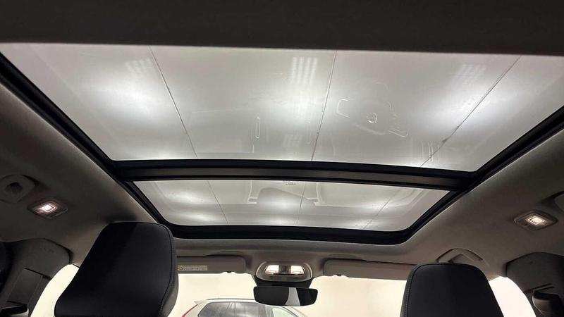 Used Volvo XC40 2025 for sale - 76452740: Photo 18