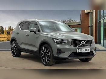 Used Volvo XC40 2025 for sale - 76452740: Photo