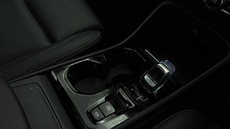 Used Volvo XC40 2025 for sale - 76452740: Photo 32