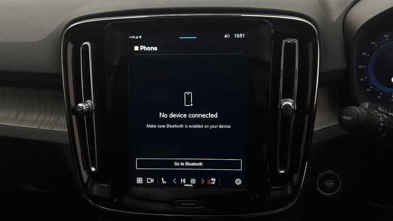 Used Volvo XC40 2025 for sale - 76452740: Photo 38