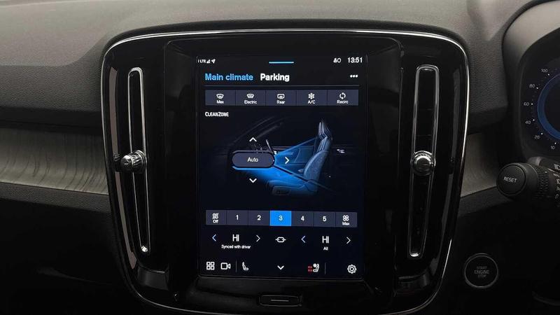 Used Volvo XC40 2025 for sale - 76452740: Photo 39