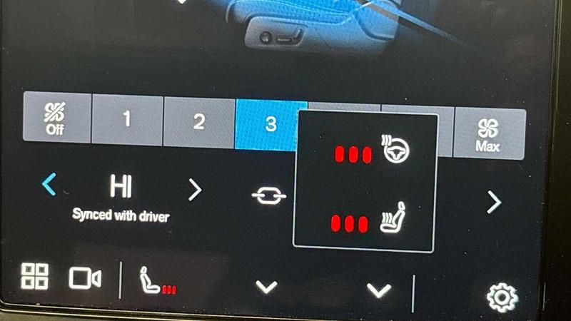 Used Volvo XC40 2025 for sale - 76452740: Photo 41