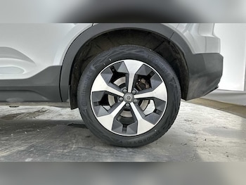 Used Volvo XC40 2025 for sale - 79393753: Photo