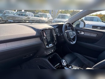 Used Volvo XC40 2020 for sale - 75972894: Photo