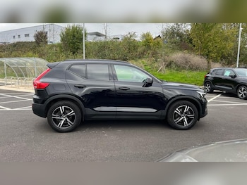 Used Volvo XC40 2023 for sale - 76117556: Photo
