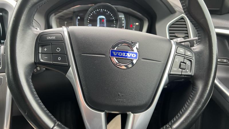 Used Volvo XC60 2015 for sale - 76461364: Photo 12