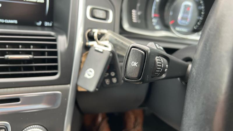 Used Volvo XC60 2015 for sale - 76461364: Photo 43