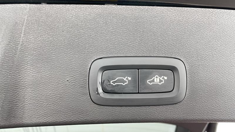 Used Volvo XC40 2025 for sale - 76056096: Photo 31