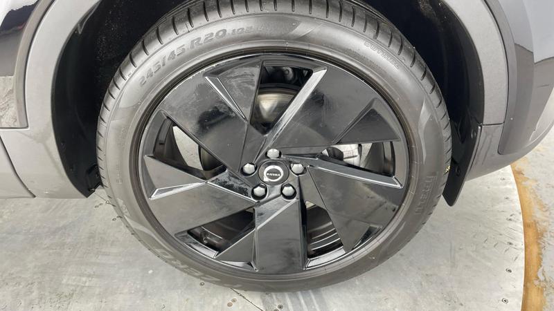 Used Volvo XC40 2025 for sale - 76056096: Photo 5