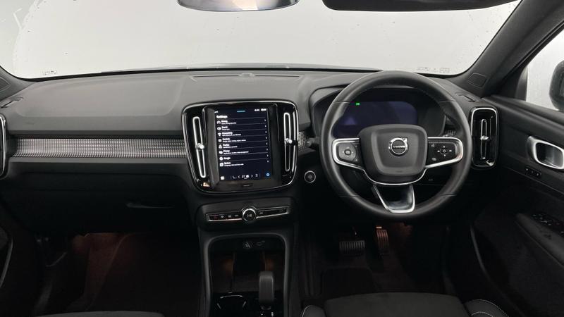 Used Volvo XC40 2025 for sale - 76056096: Photo 8