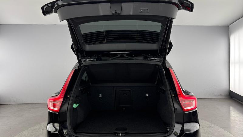 Used Volvo XC40 2022 for sale - 77319306: Photo 12