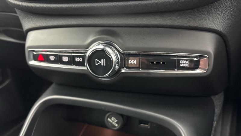 Used Volvo XC40 2022 for sale - 77319306: Photo 22