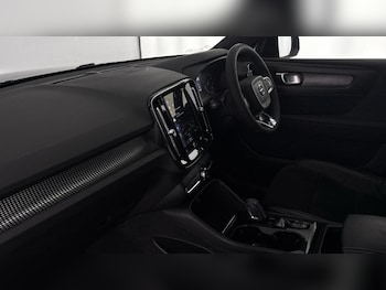 Used Volvo XC40 2022 for sale - 77319306: Photo