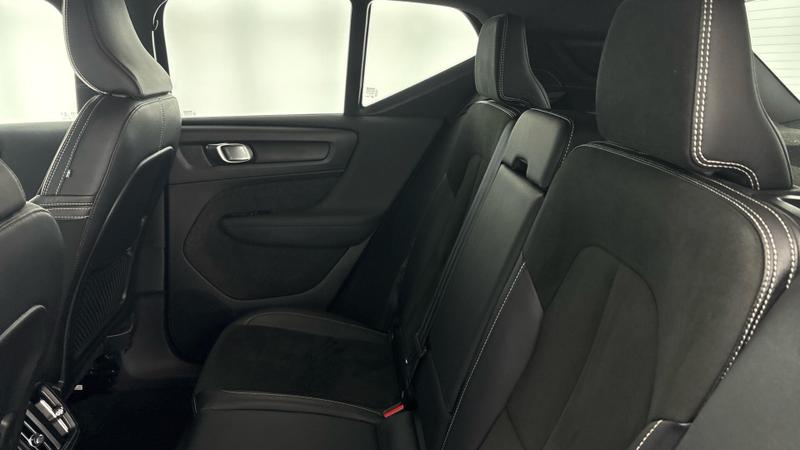 Used Volvo XC40 2022 for sale - 77319306: Photo 32