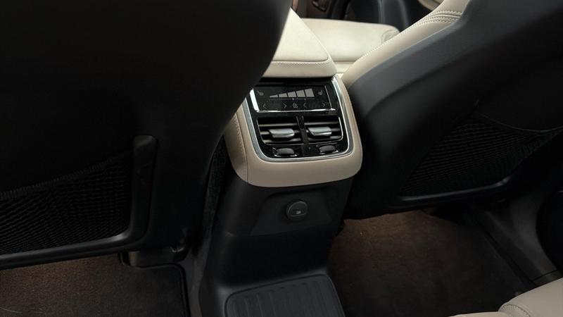 Used Volvo XC90 2025 for sale - 76984793: Photo 35