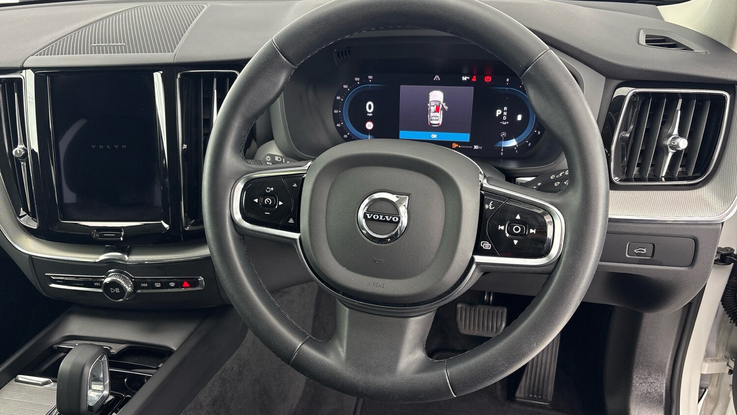 Used Volvo XC60 2022 for sale - 77603244: Photo 11