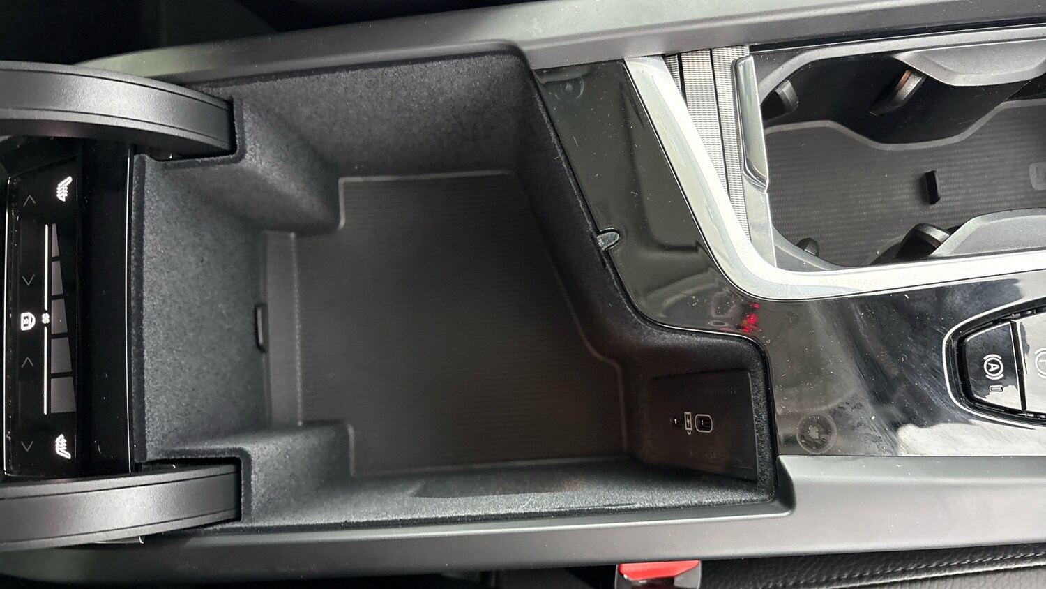 Used Volvo XC60 2022 for sale - 77603244: Photo 24