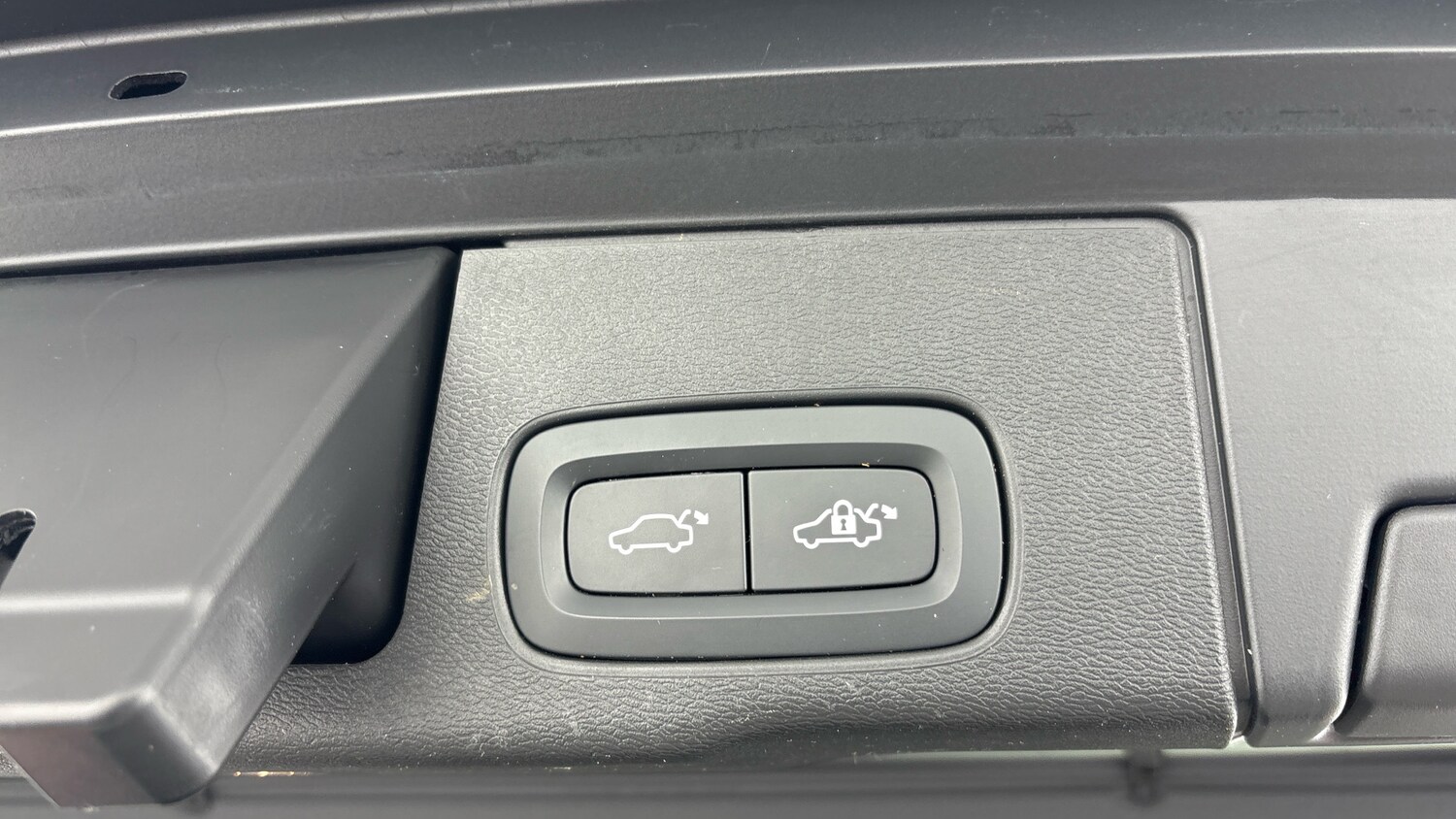 Used Volvo XC60 2022 for sale - 77603244: Photo 35