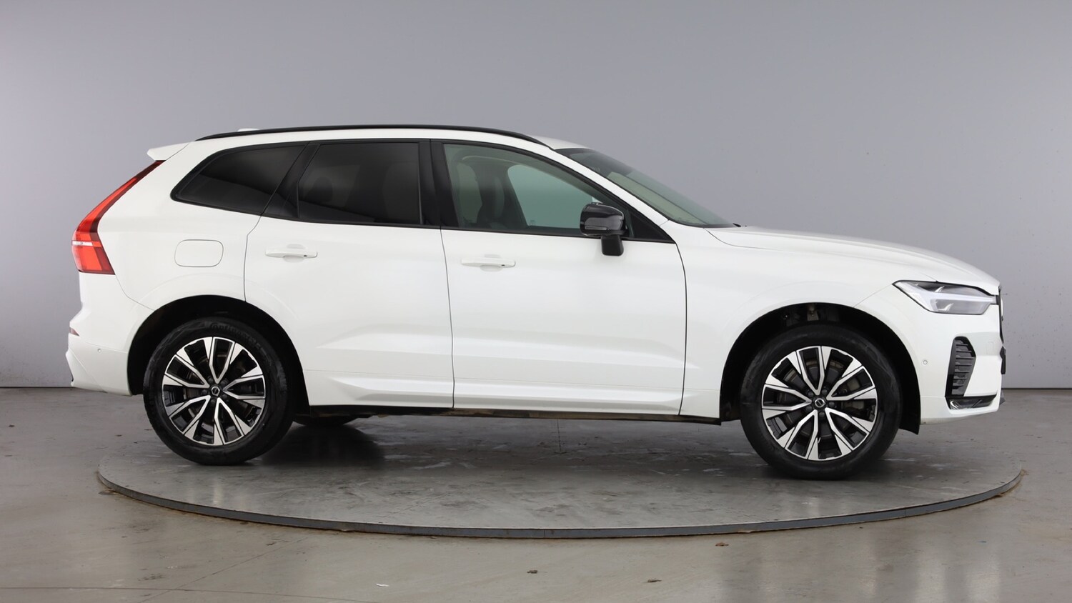 Used Volvo XC60 2022 for sale - 77603244: Photo 4