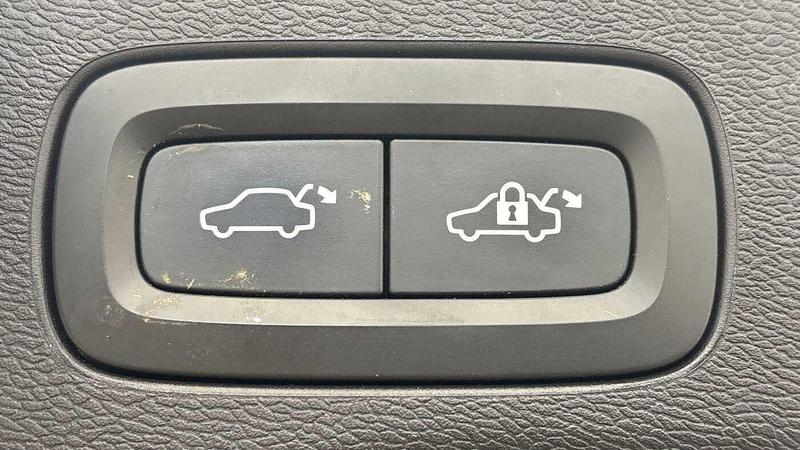 Used Volvo XC60 2022 for sale - 77318285: Photo 19