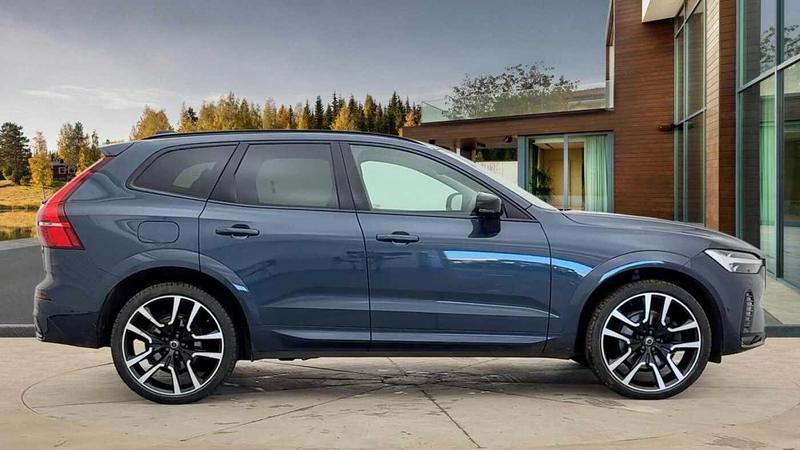 Used Volvo XC60 2022 for sale - 77318285: Photo 2