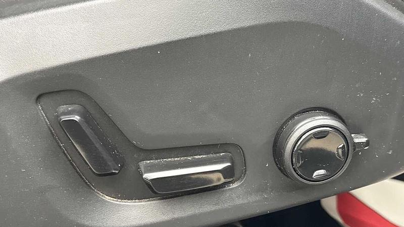 Used Volvo XC60 2022 for sale - 77318285: Photo 28